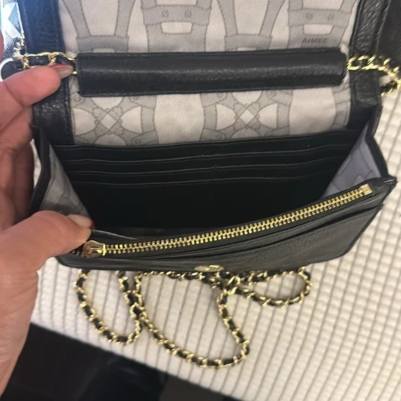 Aimee Kestenberg Black Leather Quilted Purse with Chain Strap - Picture 4 of 4